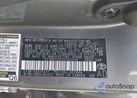 2005 Toyota Corolla Ce/Le/S из США, поврежденный, VIN 2T1BR32E55C442410